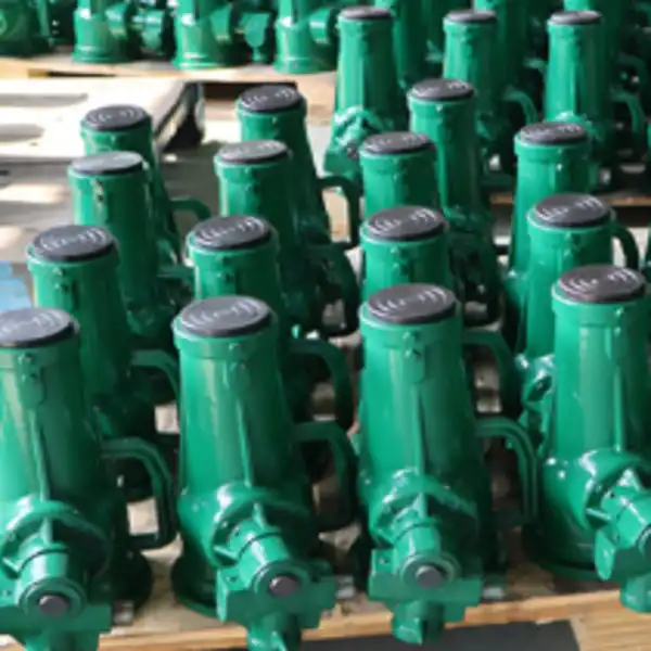 Industrial Screw Jack Supports Heavy Equipment Alignment and Maintenance Operations